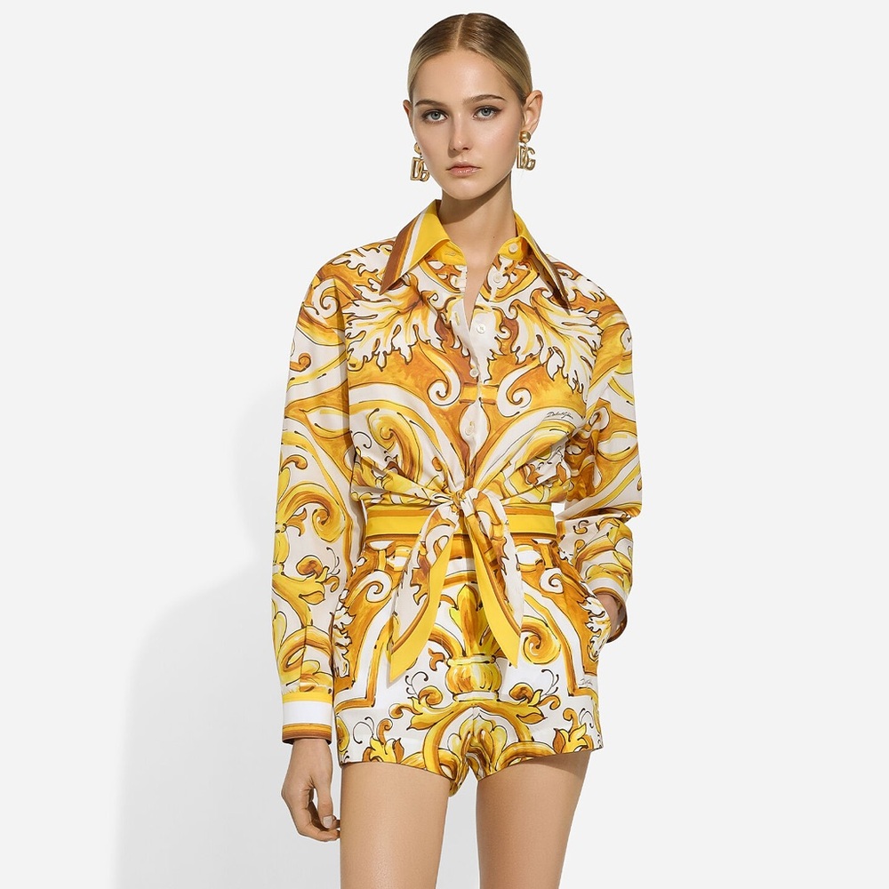 Dolce & Gabbana Cotton Poplin shorts with majolica print, Size 40 IT/4 US